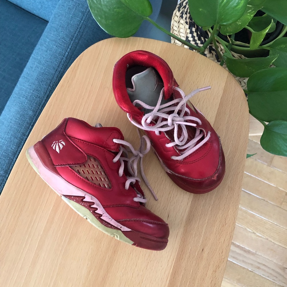 Vintage Valentines Red & pink Nike Jordan sneakers Sz 9